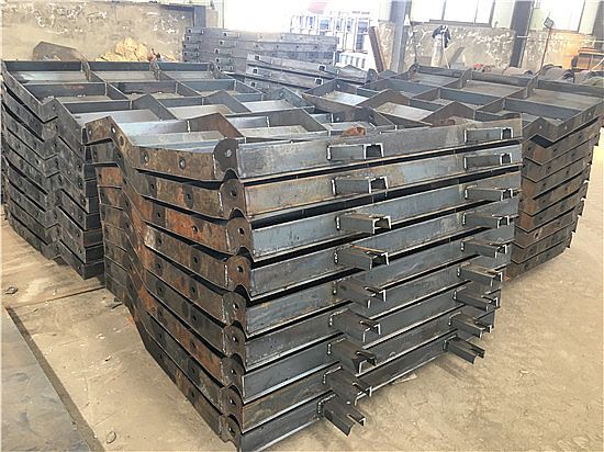 中央防撞墙模具操作步骤