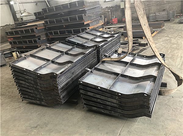 高速公路防撞护栏模具