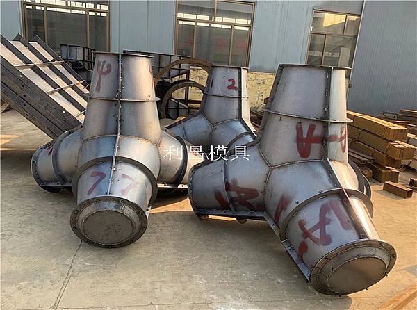 四角椎体防波堤模具_简介