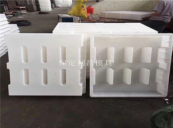 公路沟盖板模具图片及介绍